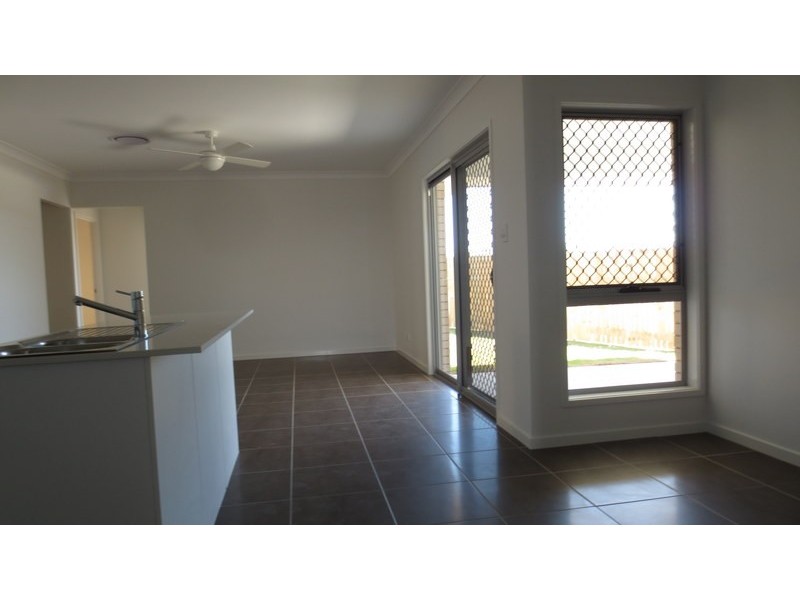3 Tiffany Way, Pimpama QLD 4209