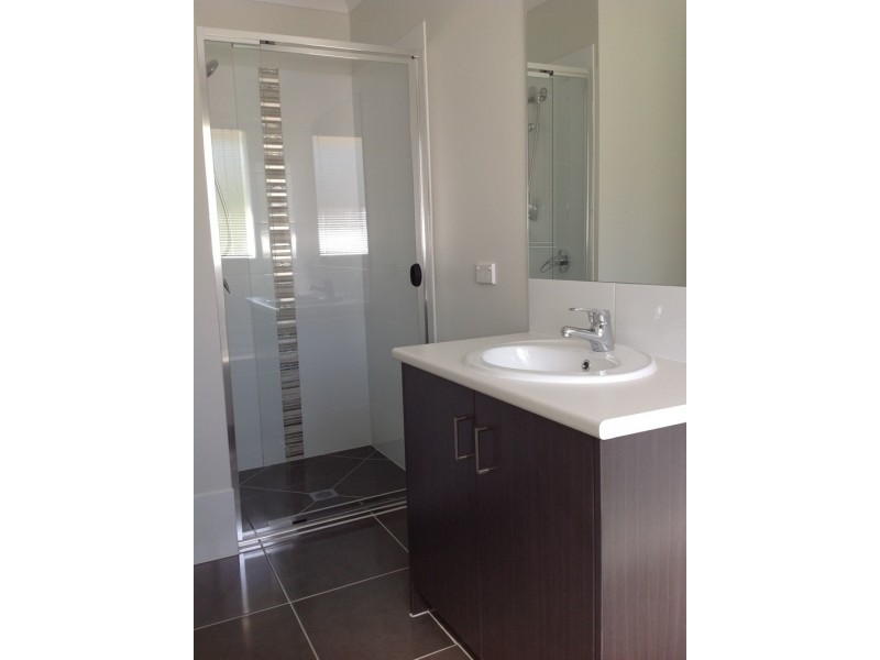 23 Gordon Drive, Upper Coomera QLD 4209