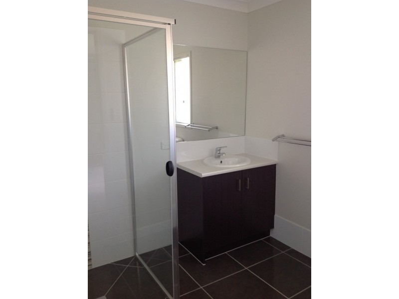23 Gordon Drive, Upper Coomera QLD 4209