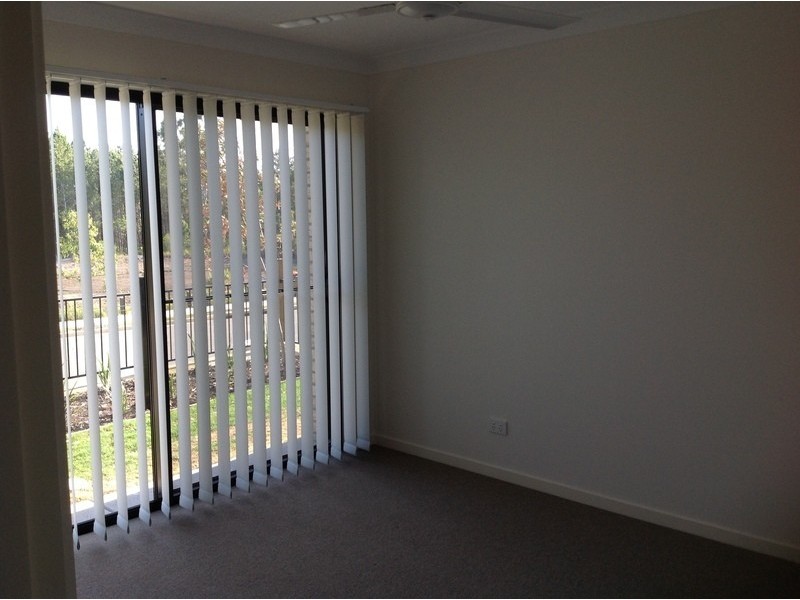 1/21 Chrome Drive, Pimpama QLD 4209