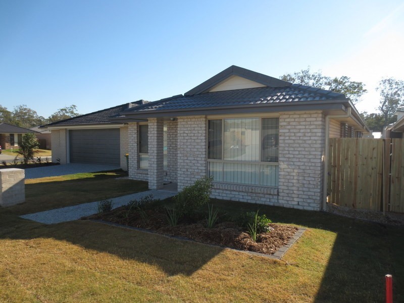 54 Beaumont Drive, Pimpama QLD 4209