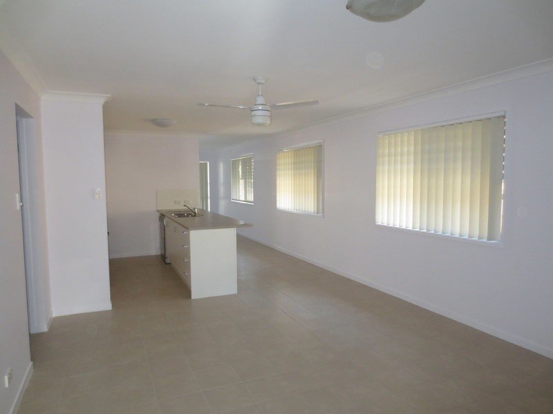 54 Beaumont Drive, Pimpama QLD 4209