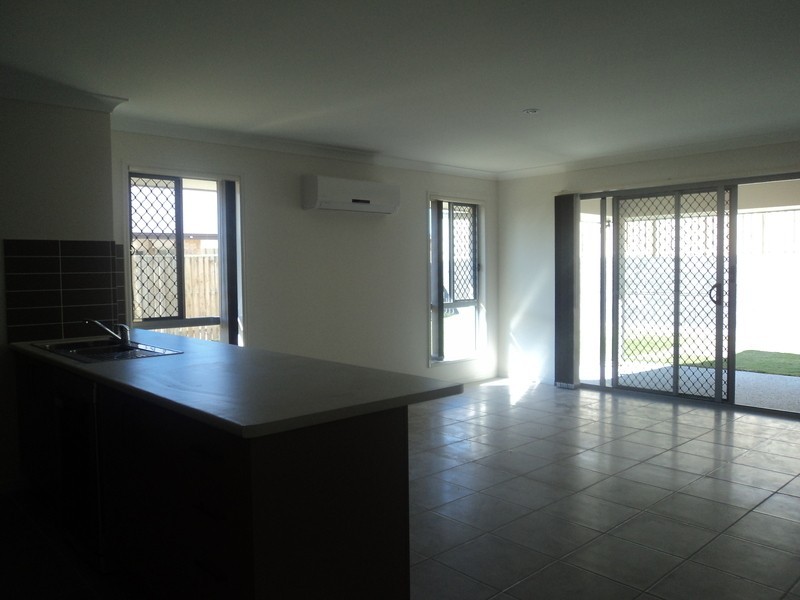 4 Cypress Circuit, Coomera QLD 4209