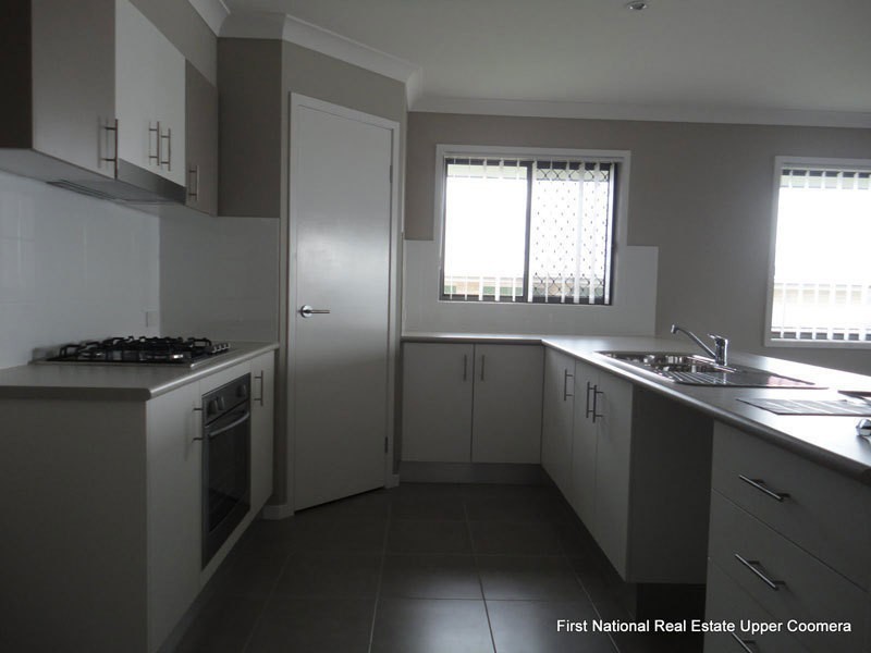 8 Sabina Street, Upper Coomera QLD 4209