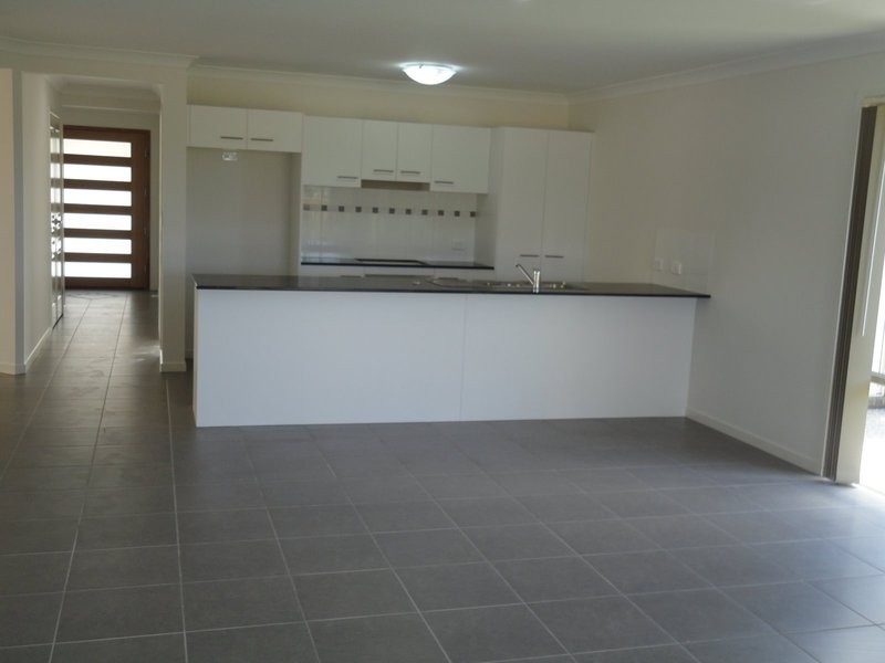 23 Pyrite street, Pimpama QLD 4209