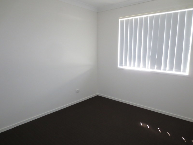 8 Sienna Crescent, Pimpama QLD 4209