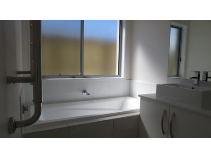 26 Treecreeper  Crescent, Upper Coomera QLD 4209