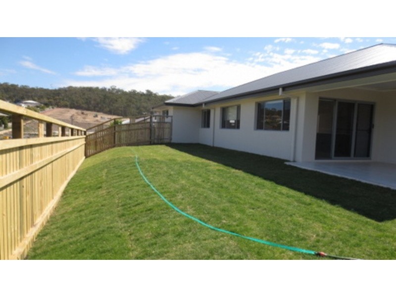 26 Treecreeper  Crescent, Upper Coomera QLD 4209