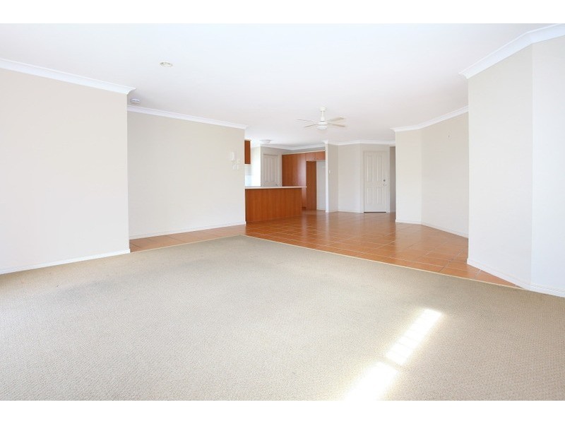 6/8A Clydesdale Drive, Upper Coomera QLD 4209