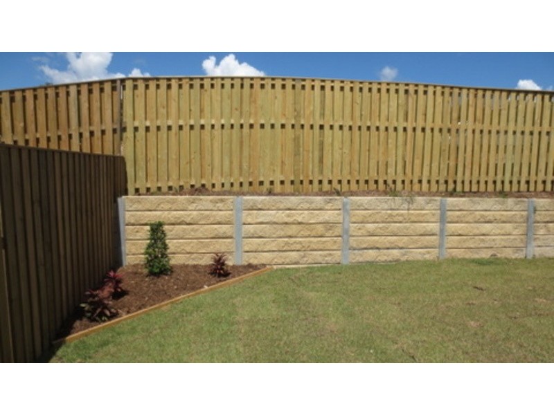 1/36 Gullwing Drive, Upper Coomera QLD 4209