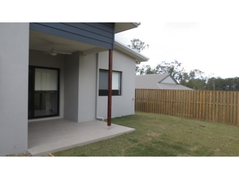 1/36 Gullwing Drive, Upper Coomera QLD 4209