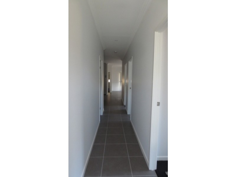 1/11 Dorretti Circuit, Upper Coomera QLD 4209