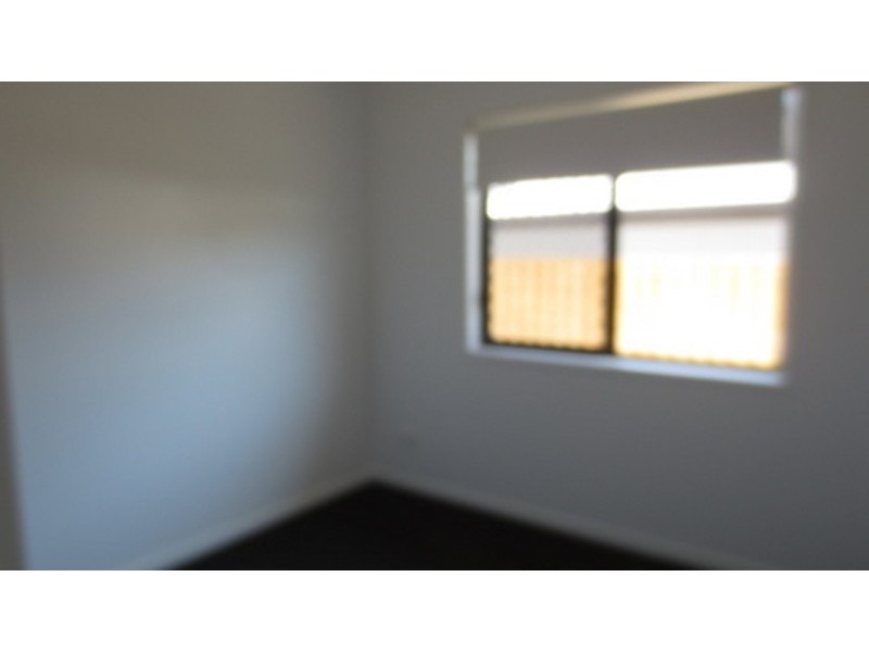 1/11 Dorretti Circuit, Upper Coomera QLD 4209