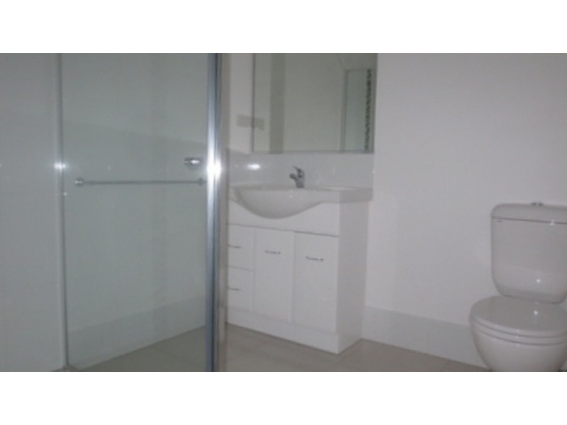 1/25 Dorretti Circuit, Upper Coomera QLD 4209