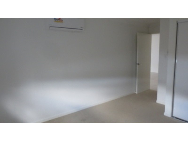 1/25 Dorretti Circuit, Upper Coomera QLD 4209