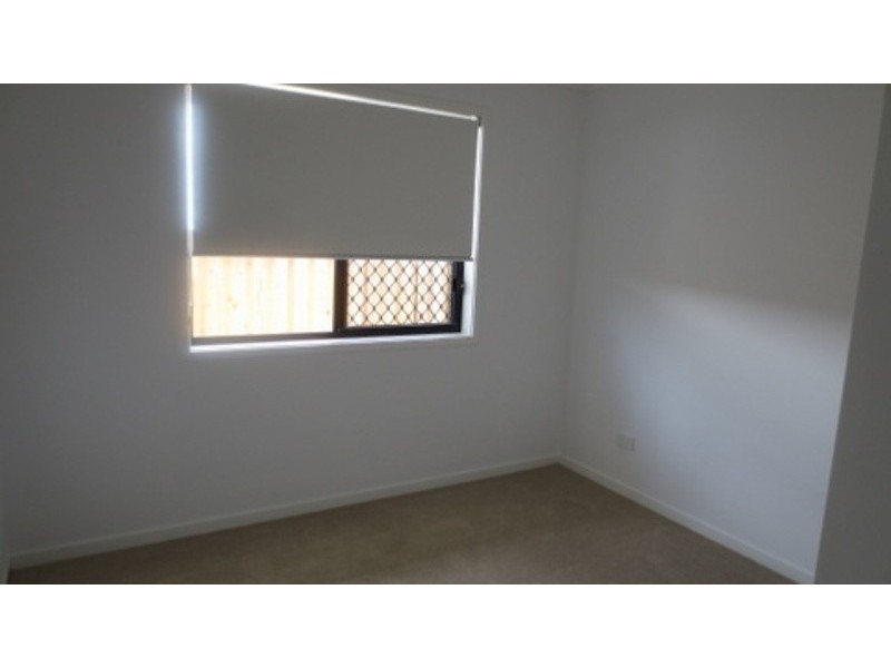 2/25 Dorretti Circuit, Upper Coomera QLD 4209