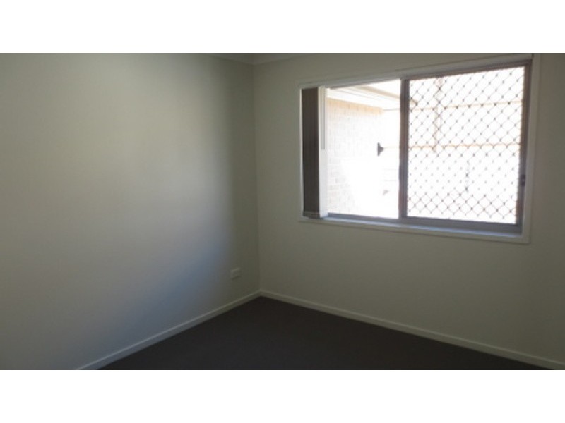 70  Edgeware Street, Pimpama QLD 4209