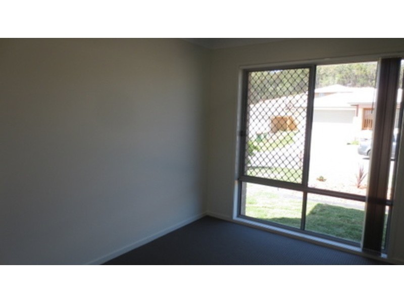 70  Edgeware Street, Pimpama QLD 4209