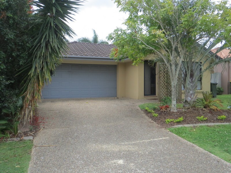 22 Serafina Drive, Helensvale QLD 4212