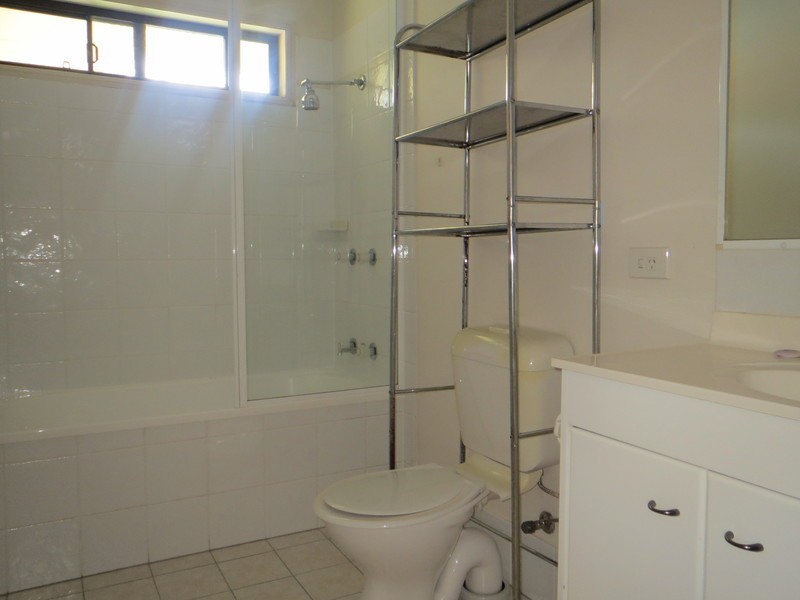 22 Serafina Drive, Helensvale QLD 4212