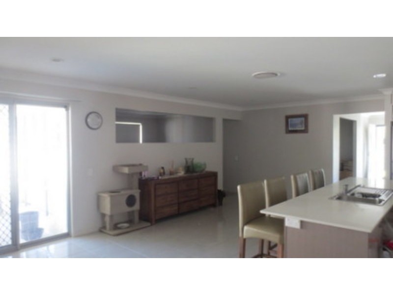 38 Richardson Crescent, Upper Coomera QLD 4209