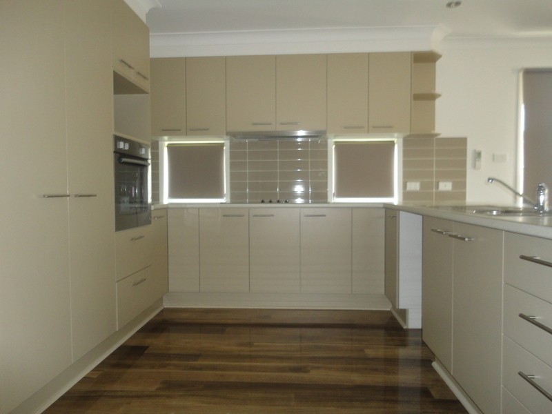 6 Merivale Avenue, Ormeau Hills QLD 4208