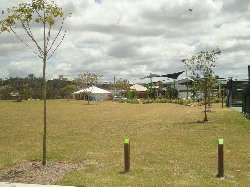 6 Merivale Avenue, Ormeau Hills QLD 4208