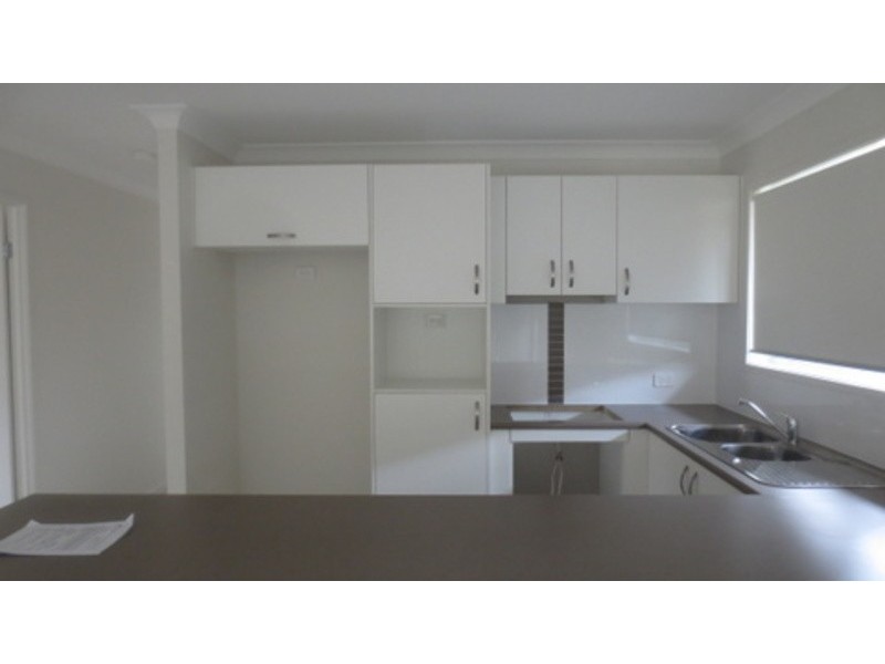 60  Dixon Drive, Pimpama QLD 4209