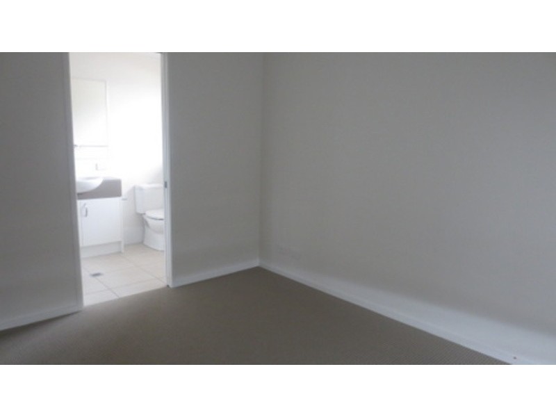 60  Dixon Drive, Pimpama QLD 4209