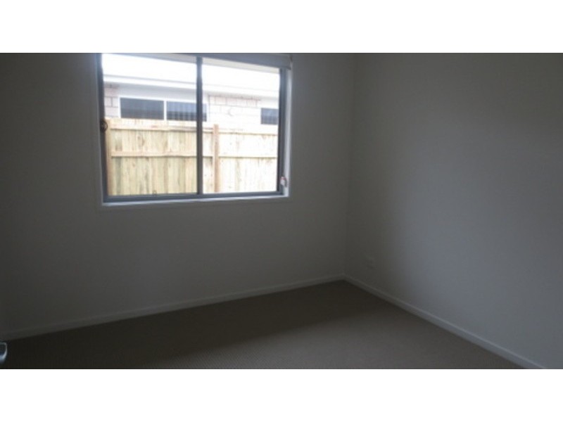 60  Dixon Drive, Pimpama QLD 4209