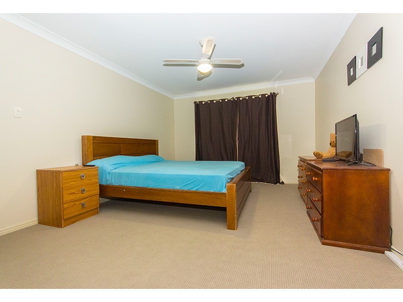 17 Bella Boulevard, Pimpama QLD 4209