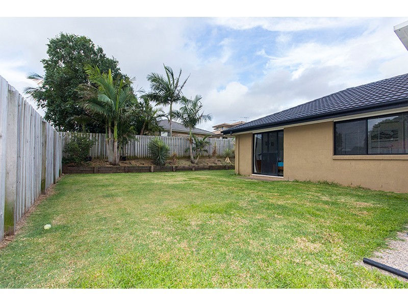 17 Bella Boulevard, Pimpama QLD 4209