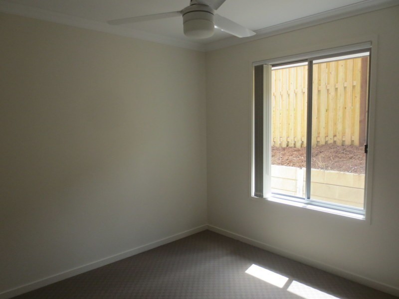 2/21 Arondel Circuit, Upper Coomera QLD 4209