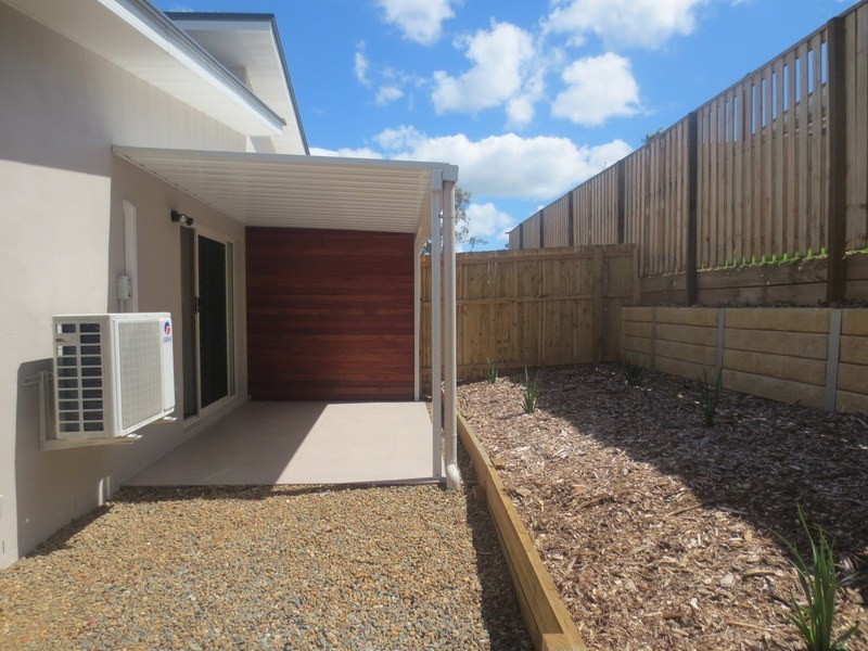 2/12 Dorretti Circuit, Upper Coomera QLD 4209