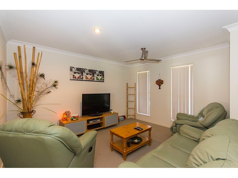 32 Edgeware Road, Pimpama QLD 4209