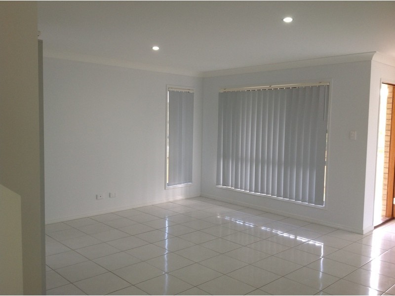 29 Damian Leeding Way, Upper Coomera QLD 4209