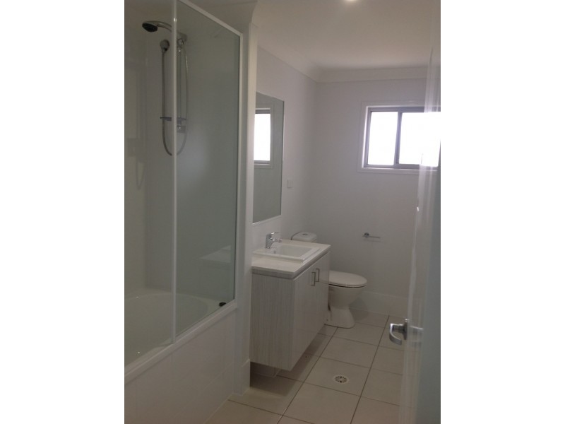 29 Damian Leeding Way, Upper Coomera QLD 4209