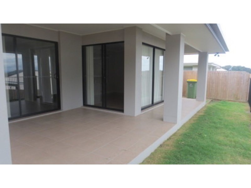 25 Gresswell Crescent, Upper Coomera QLD 4209