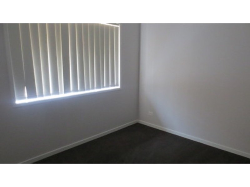 25 Gresswell Crescent, Upper Coomera QLD 4209