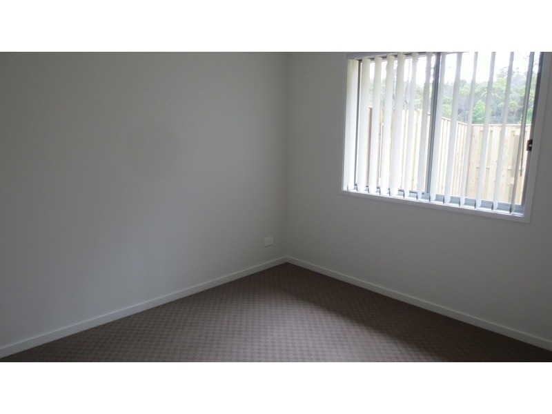 1/18 Gullwing Drive, Upper Coomera QLD 4209