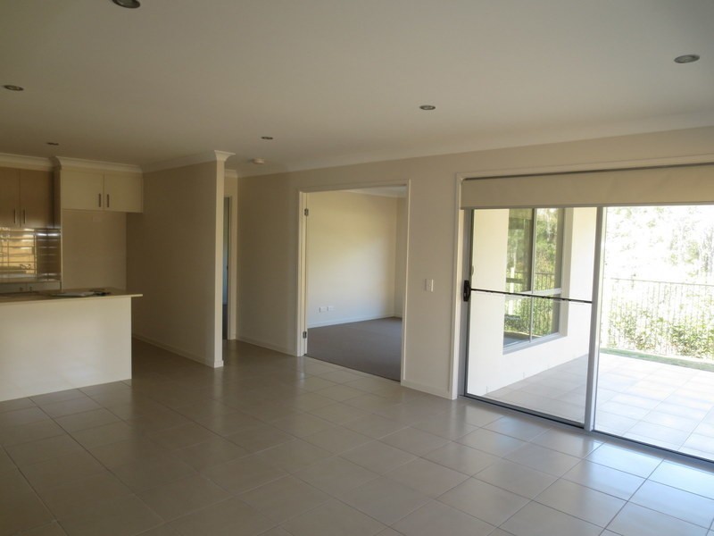 25 Conimbla Crescent, Waterford QLD 4133