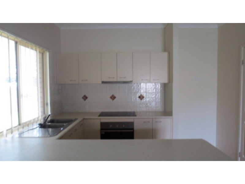 10 Goldcrest Drive, Upper Coomera QLD 4209