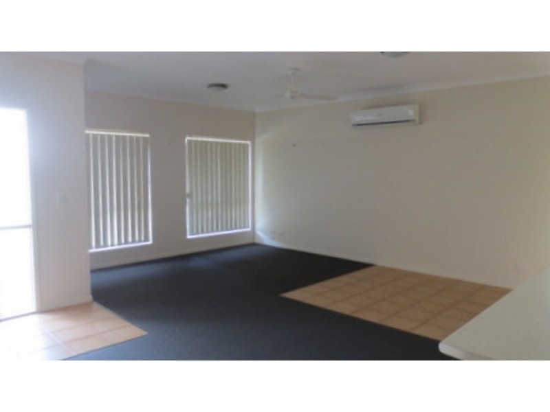 10 Goldcrest Drive, Upper Coomera QLD 4209