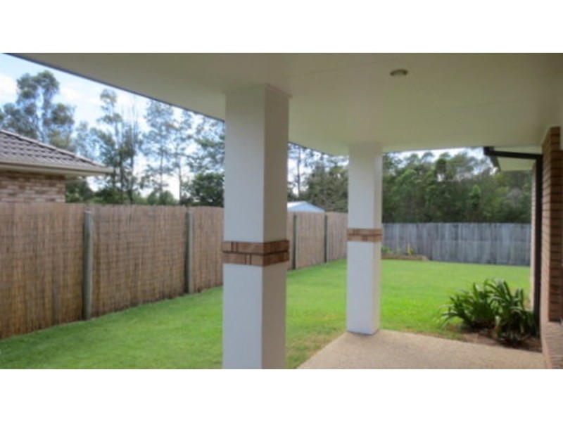 10 Goldcrest Drive, Upper Coomera QLD 4209