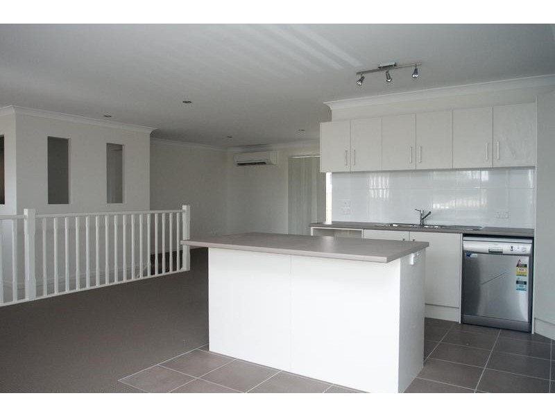 25 Ritz Drive, Coomera QLD 4209