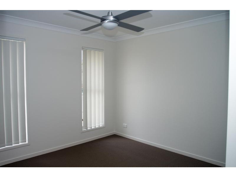 25 Ritz Drive, Coomera QLD 4209