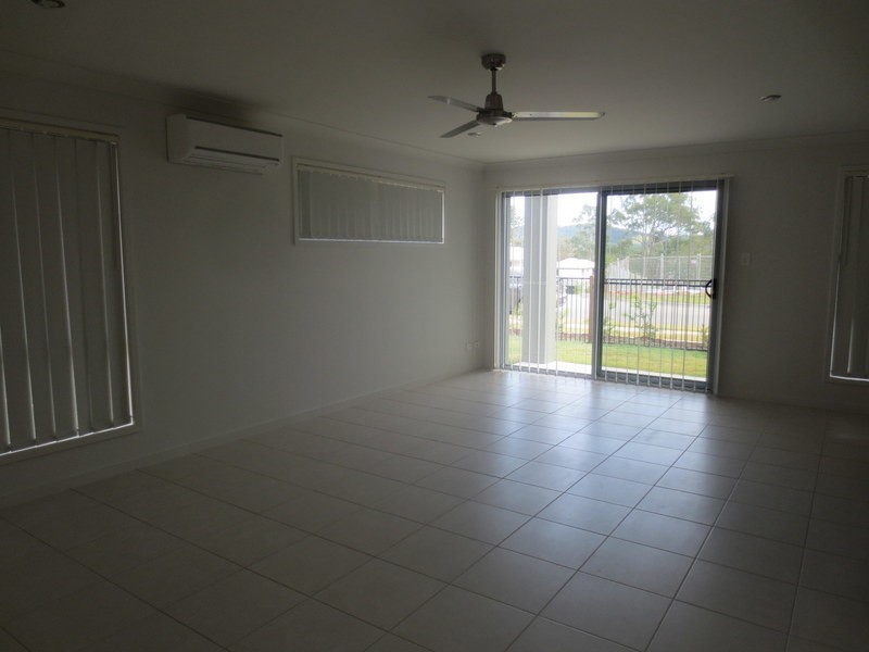 9/2 Kay Street, Pimpama QLD 4209