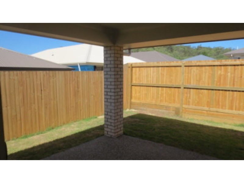 54 Cummings Circuit, Willow Vale QLD 4209