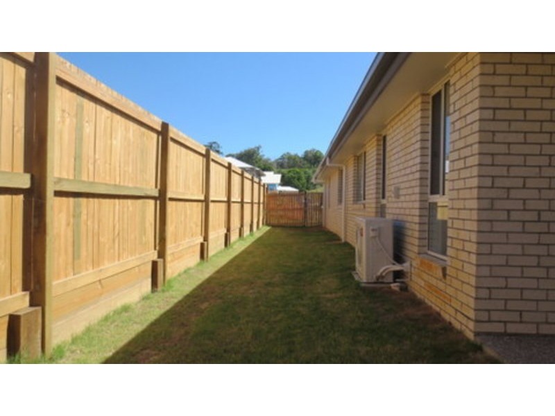 54 Cummings Circuit, Willow Vale QLD 4209