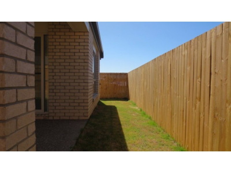 54 Cummings Circuit, Willow Vale QLD 4209